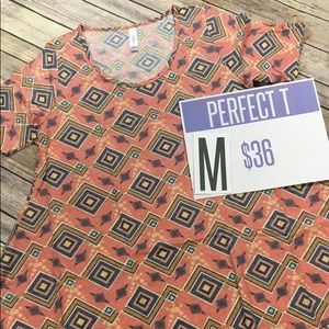 LulaRoe Perfect T